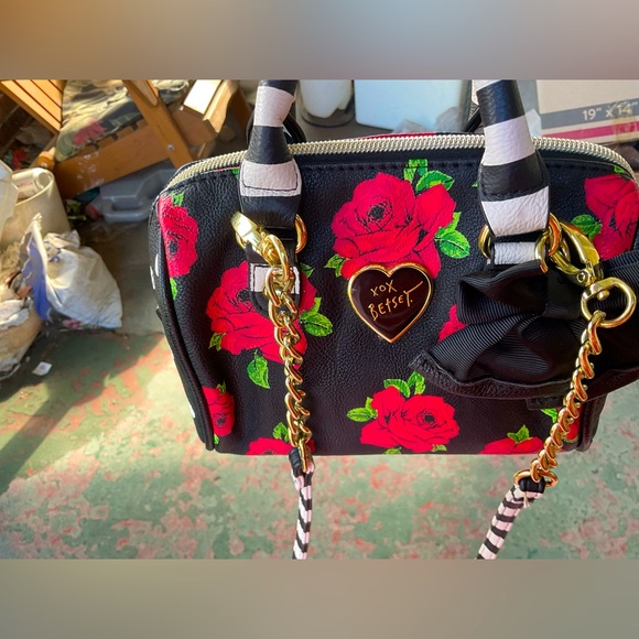 BETSEY JOHNSON Handbags - NWOT BETSEY JOHNSON MINI SATCHEL CROSSBODY BAG AND AND COIN POUCH